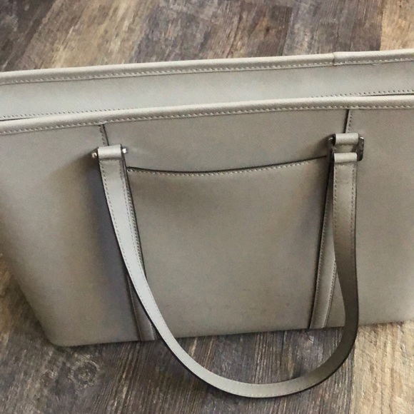 COPY - Michaels kors large sandy tote - Picture 6 of 7